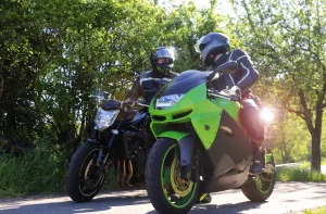 Motorrad im Frühjahr: Die 9 Dinge, die nach der Standzeit gern vergessen werden